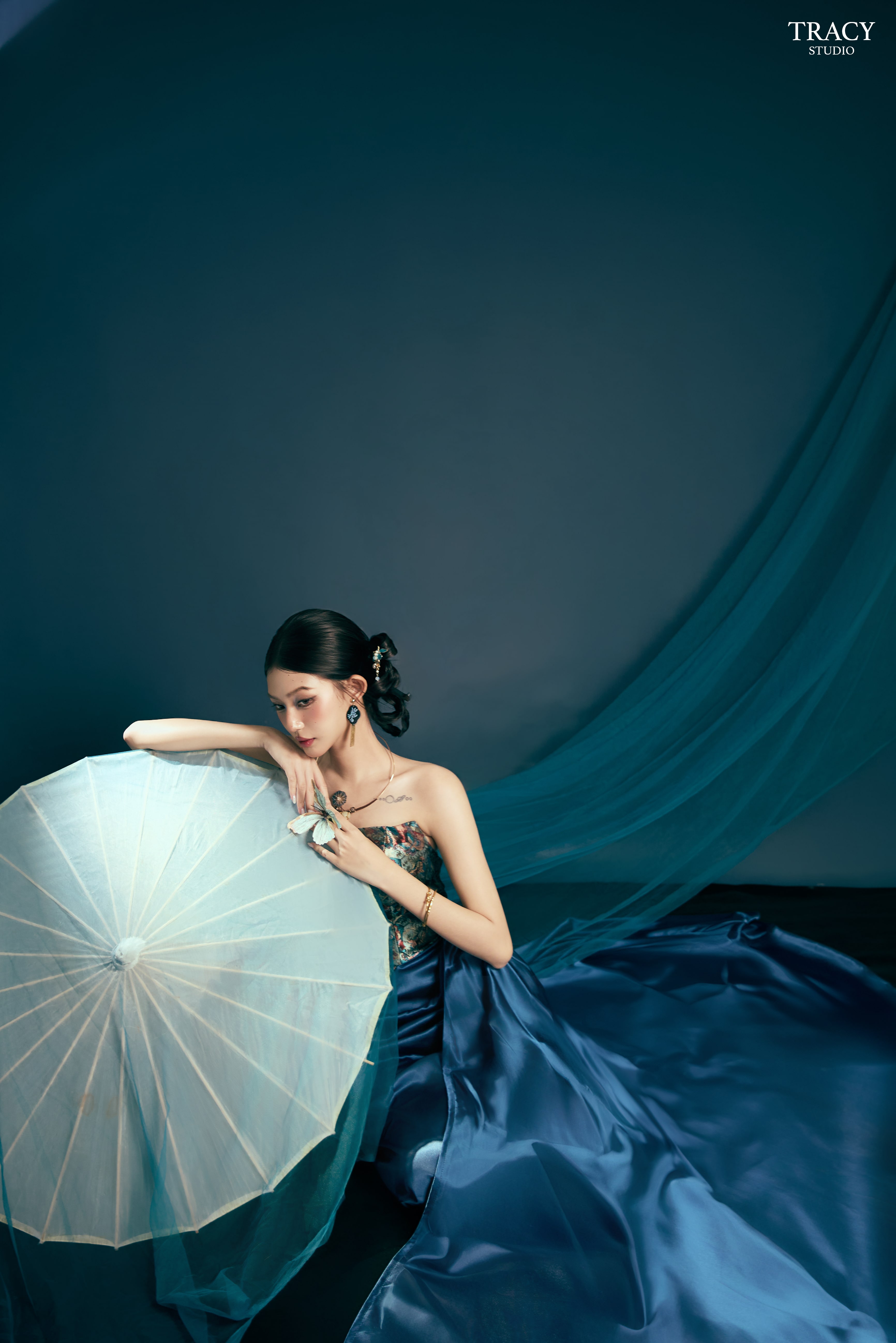 frontend/img/gallery/anh-tet-yem-ao-dai/tracy-studio-chup-yem-lam-diep (9).jpg